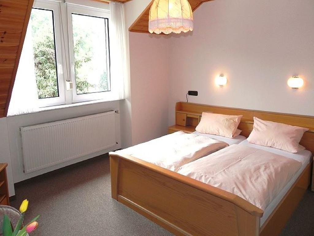 Gaestehaus Freimuth Mesenich Bilik gambar
